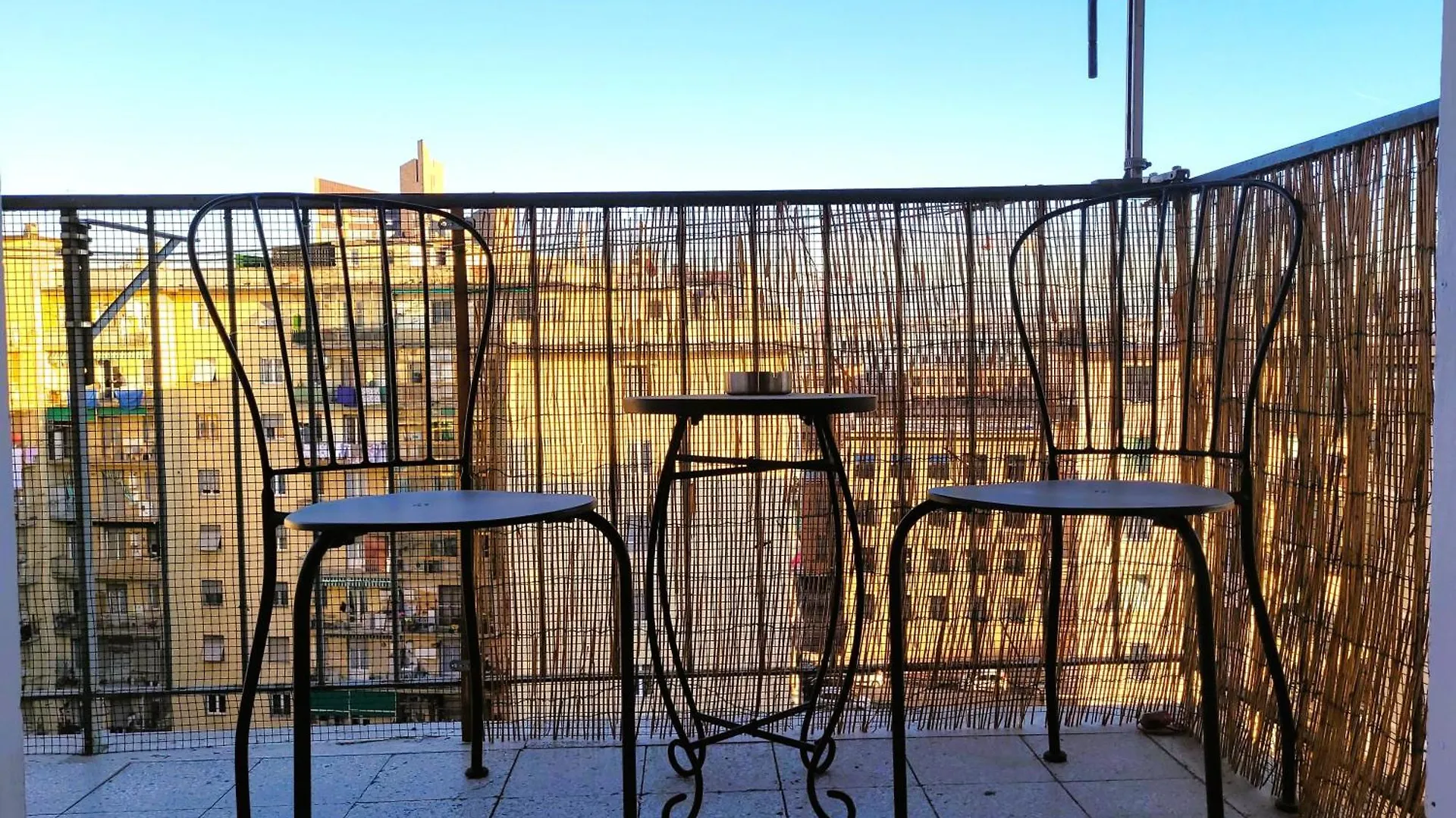 Apartment Firenze Home Away - Pape'S Cozy Apartment, Near Airport - 14 Min From City Center-10 Minutes Walk From The Baker Hughes Italy