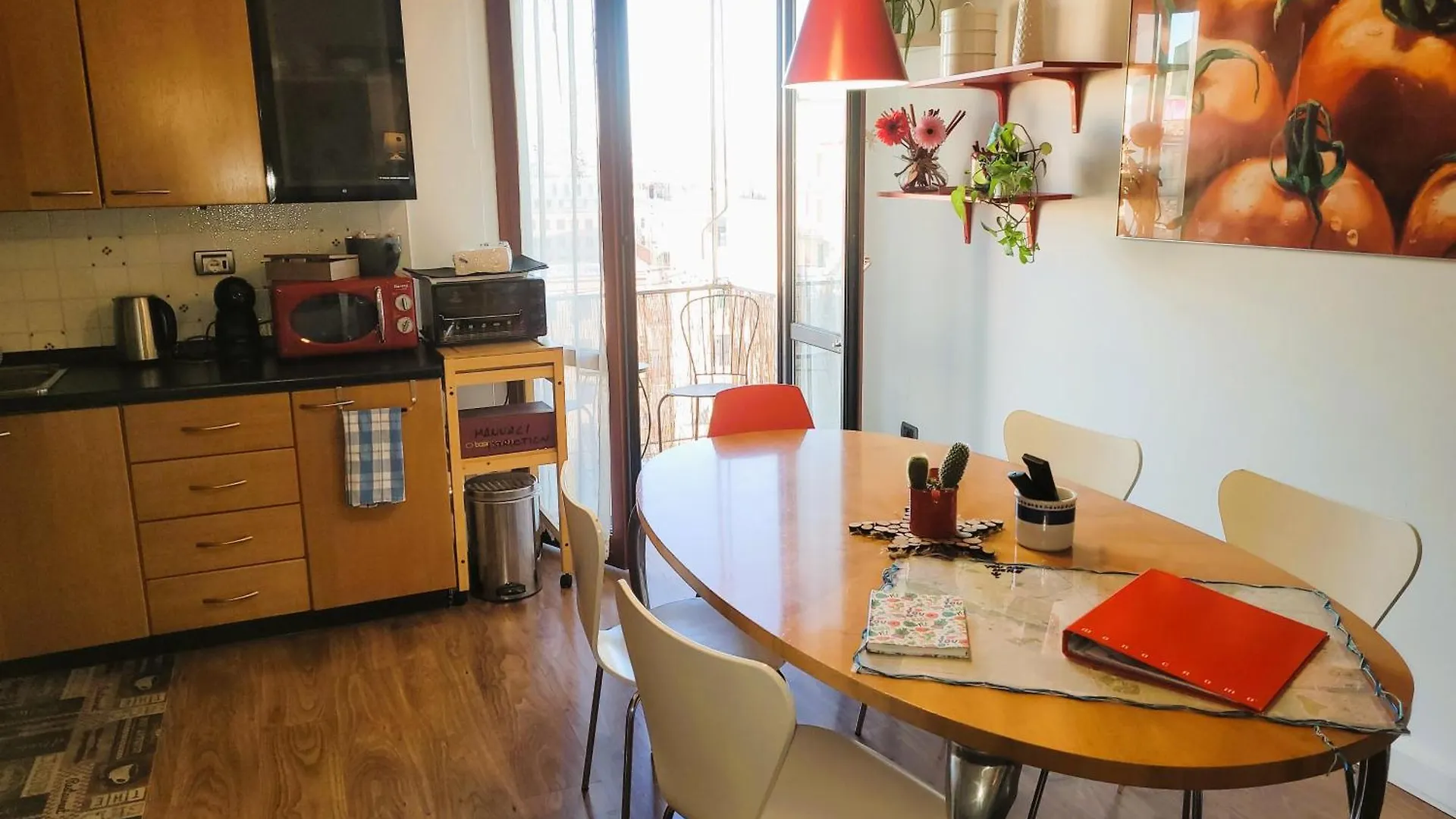 Apartment Firenze Home Away - Pape'S Cozy Apartment, Near Airport - 14 Min From City Center-10 Minutes Walk From The Baker Hughes