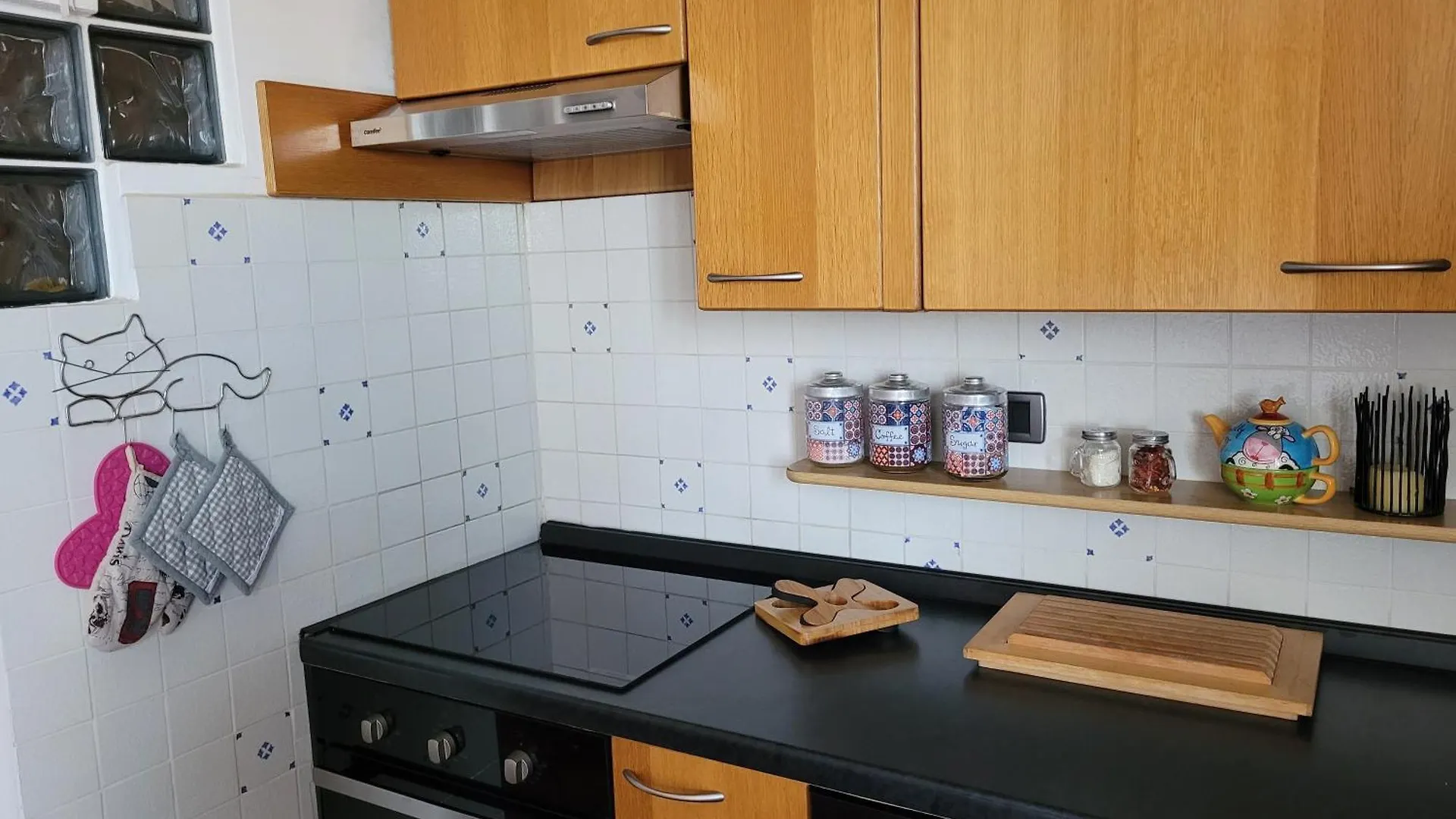 Apartment Firenze Home Away - Pape'S Cozy Apartment, Near Airport - 14 Min From City Center-10 Minutes Walk From The Baker Hughes